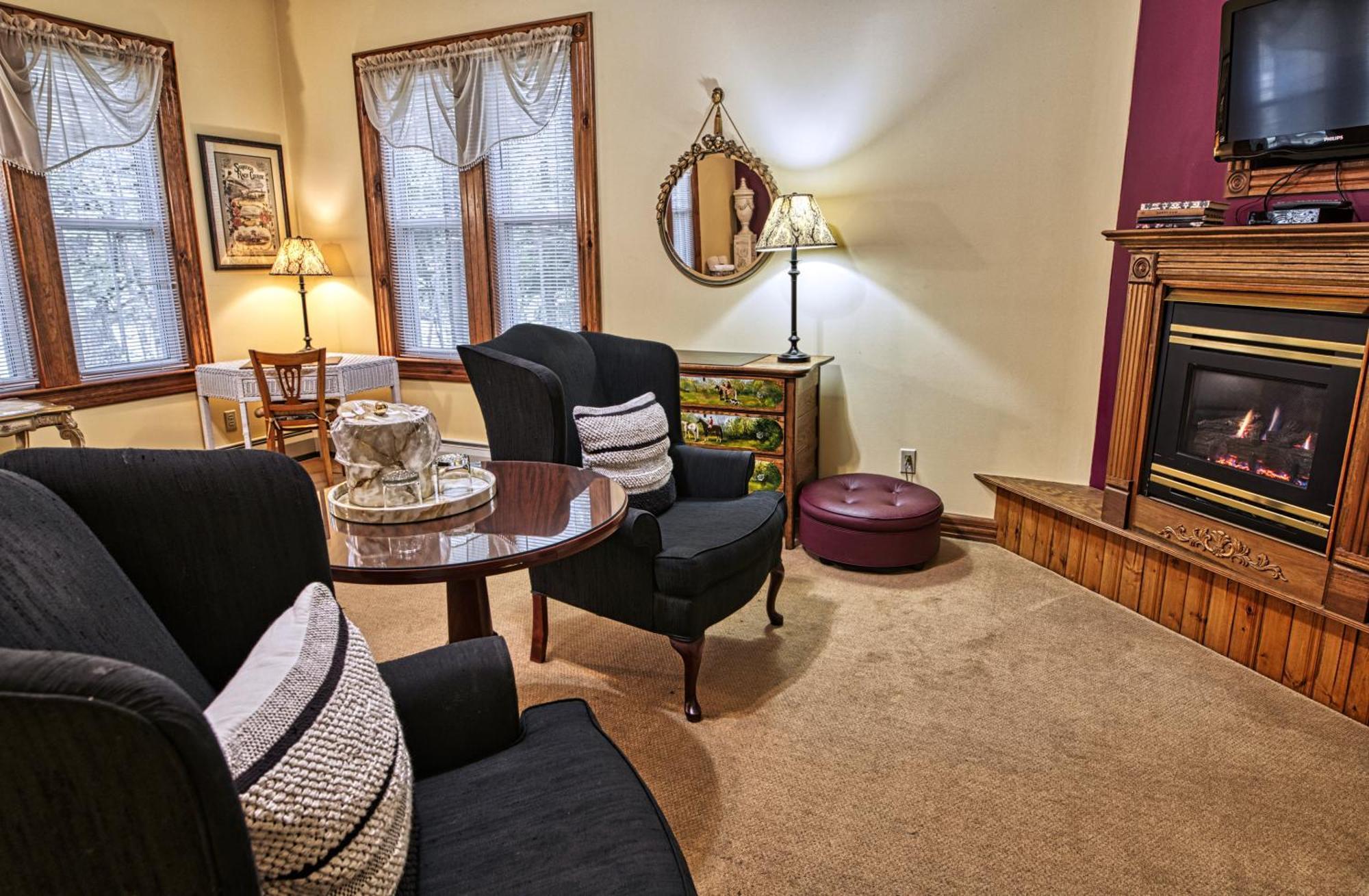 Rockwell Falls Inn And Wine Bar Lake Luzerne Cameră foto